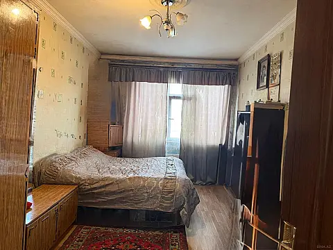 Satılır 4 otaqlı mənzil 90 m²