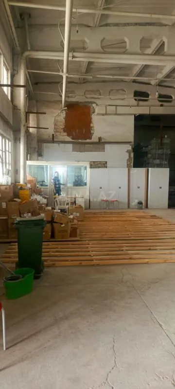 Kirayə verilir obyekt 1400 m²