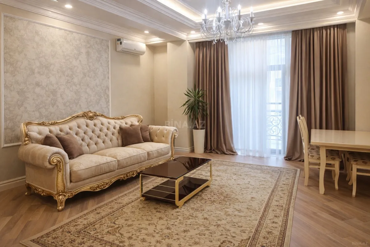 Kirayə verilir 3 otaqlı mənzil 150 m²