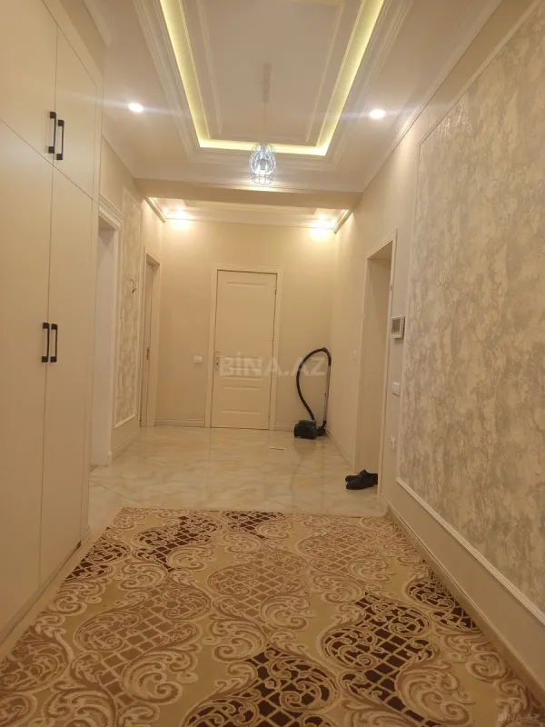 Kirayə verilir 3 otaqlı mənzil 150 m²