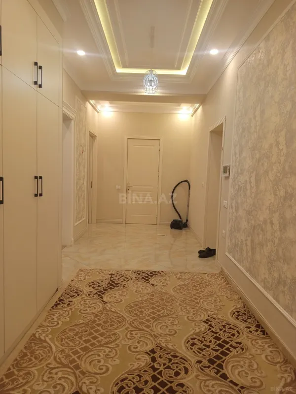 Kirayə verilir 3 otaqlı mənzil 150 m²