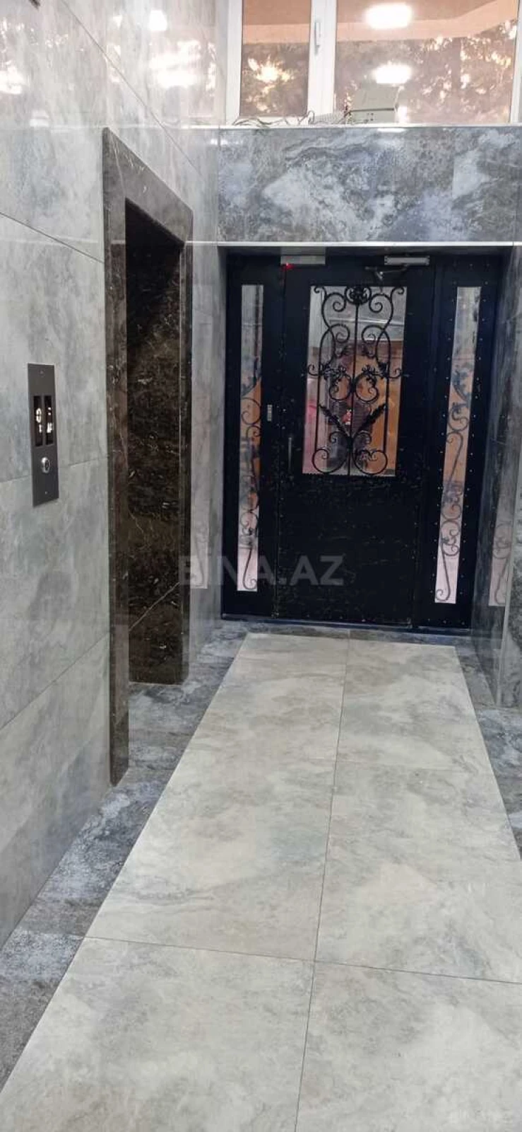 Satılır 2 otaqlı mənzil 70 m²