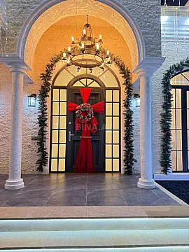 Satılır 5 otaqlı həyət evi 280 m²