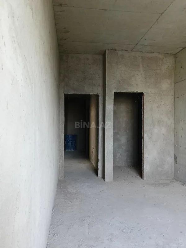 Satılır 3 otaqlı mənzil 118 m²