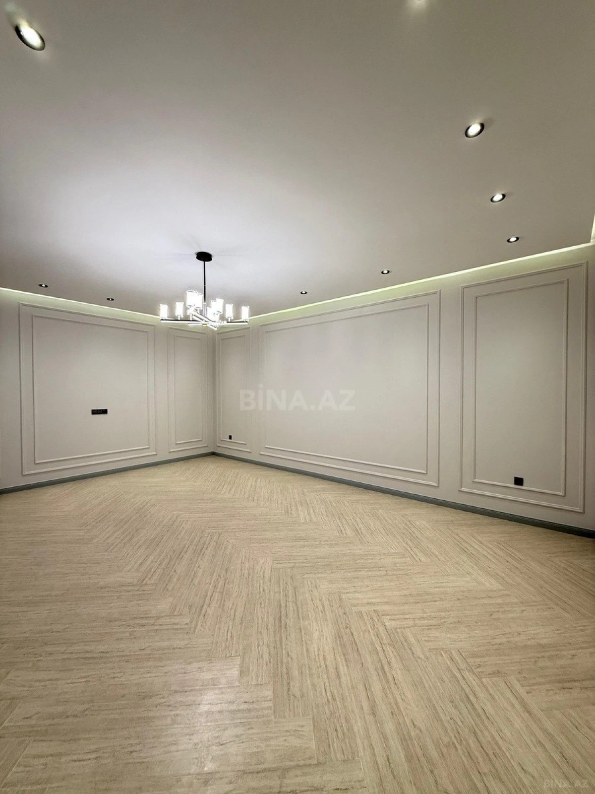 Satılır 5 otaqlı həyət evi 200 m²