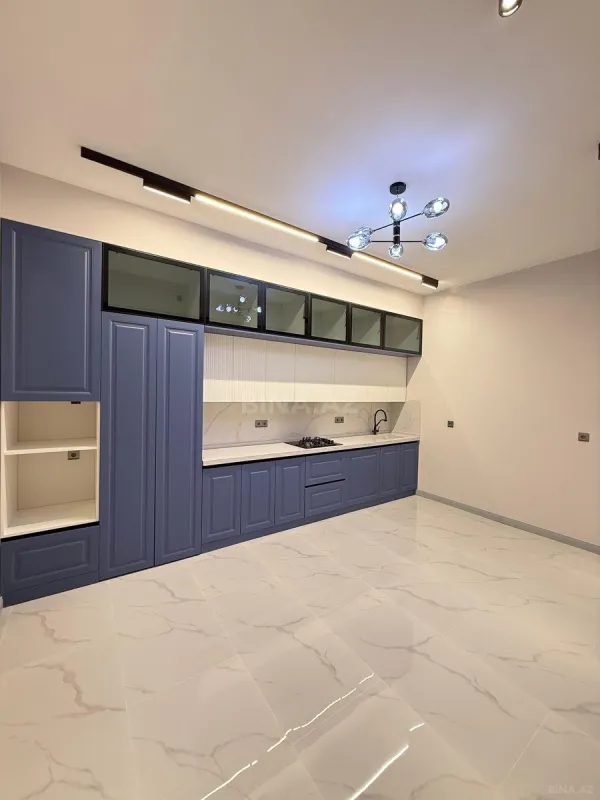 Satılır 5 otaqlı həyət evi 200 m²