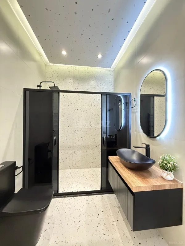 Satılır 5 otaqlı həyət evi 200 m²