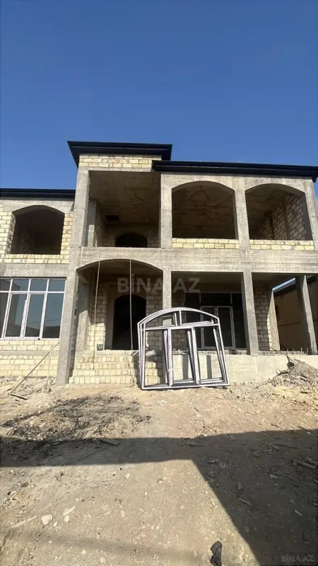 Satılır 6 otaqlı həyət evi 367 m²