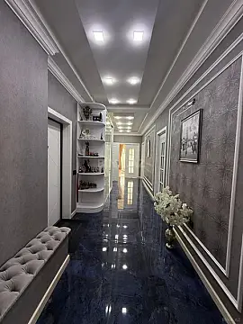 Satılır 4 otaqlı mənzil 144 m²