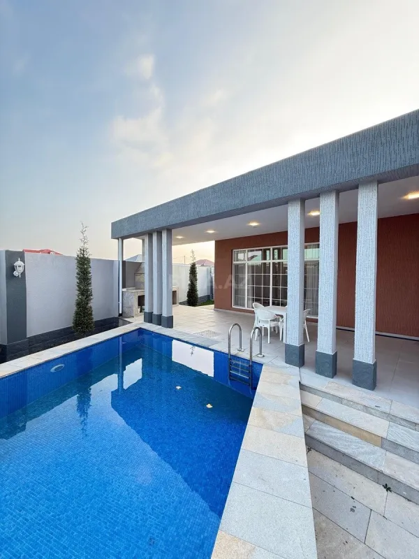 Satılır 5 otaqlı həyət evi 246 m²