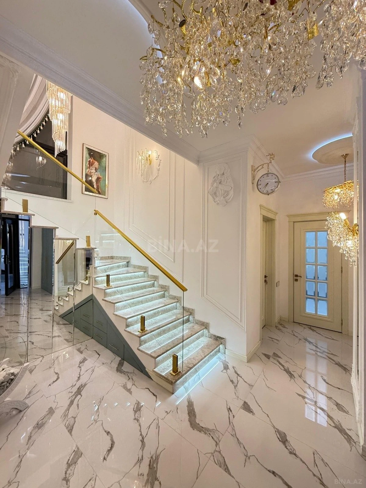 Satılır 3 otaqlı həyət evi 220 m²