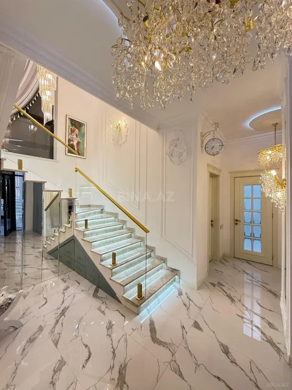 Satılır 3 otaqlı həyət evi 220 m²