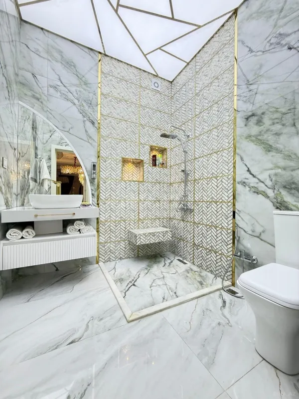 Satılır 3 otaqlı həyət evi 220 m²