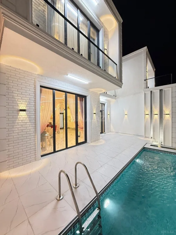 Satılır 3 otaqlı həyət evi 220 m²