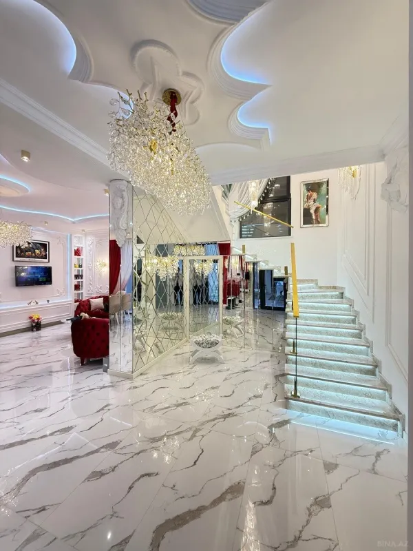 Satılır 3 otaqlı həyət evi 220 m²