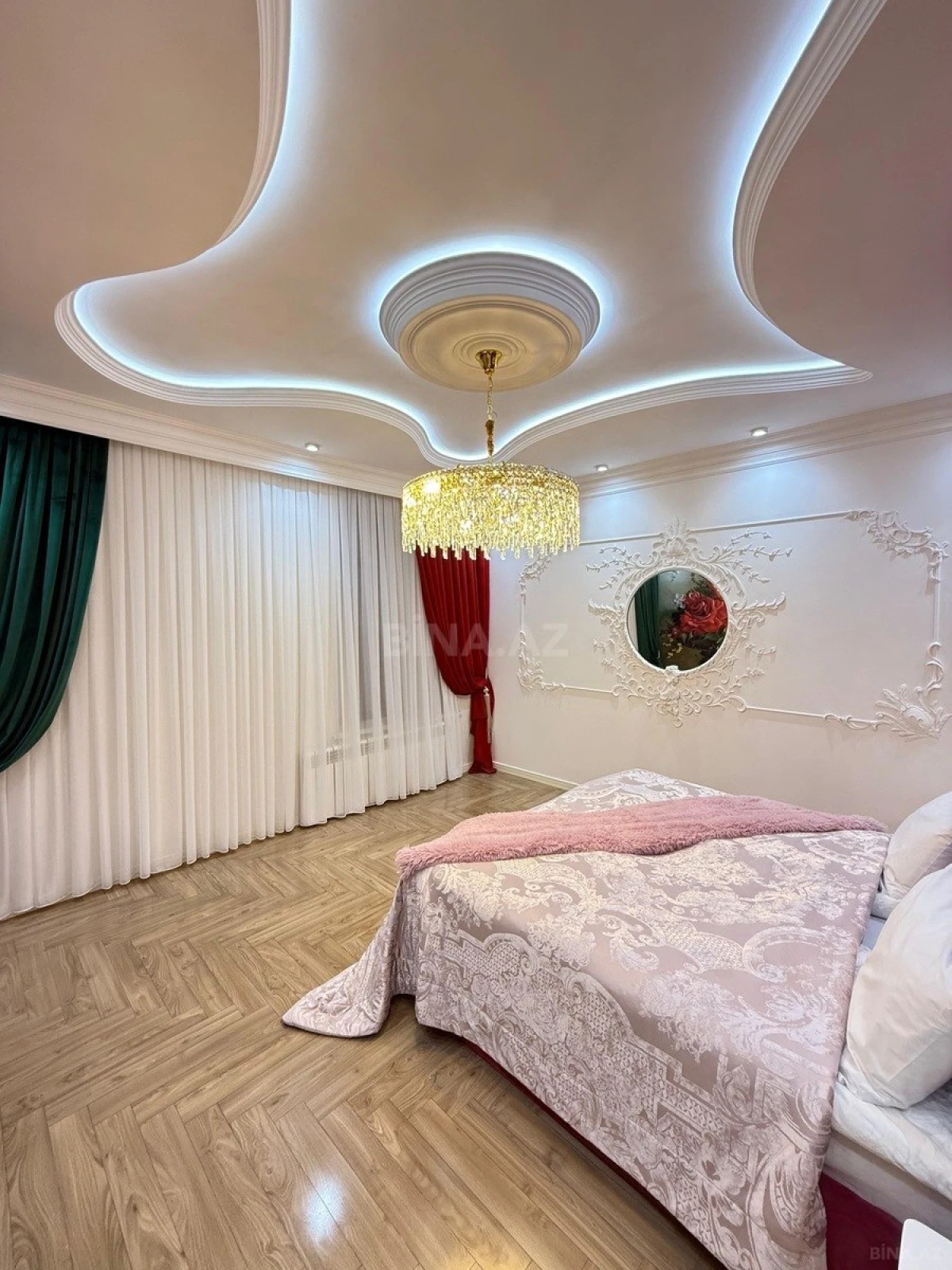 Satılır 3 otaqlı həyət evi 220 m²