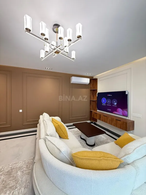 Satılır 4 otaqlı həyət evi 160 m²