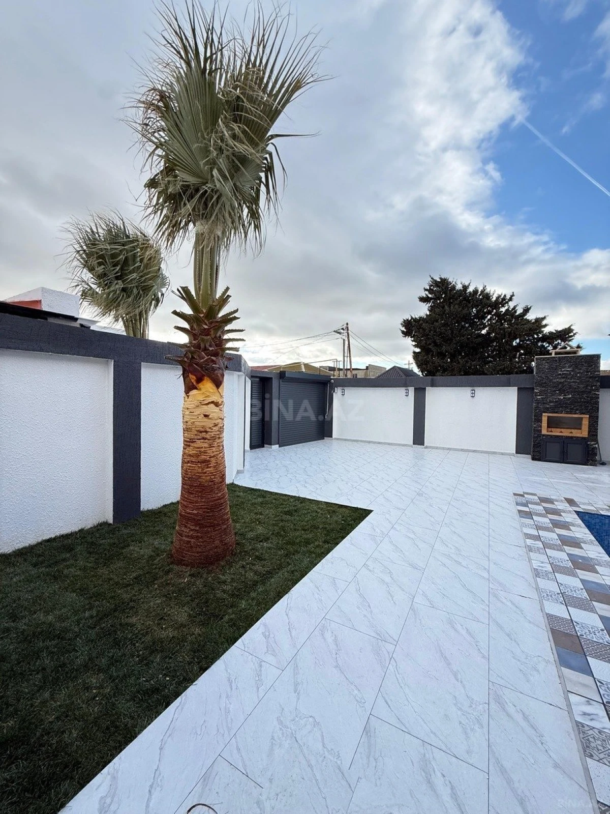 Satılır 4 otaqlı həyət evi 160 m²