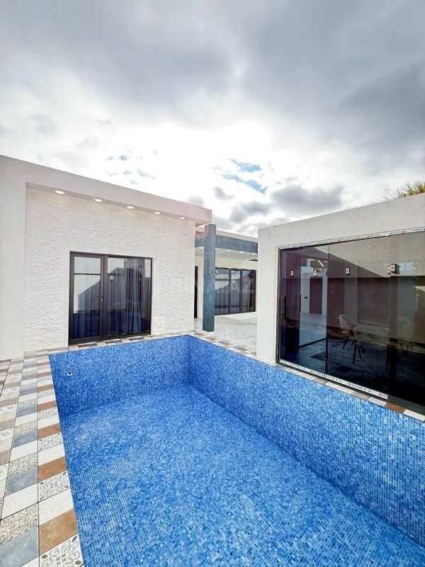 Satılır 4 otaqlı həyət evi 160 m²