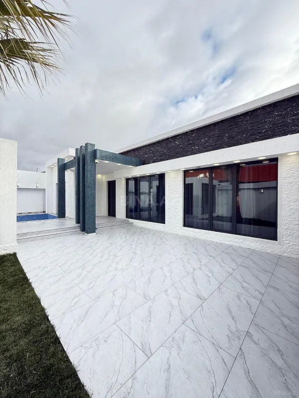 Satılır 4 otaqlı həyət evi 160 m²