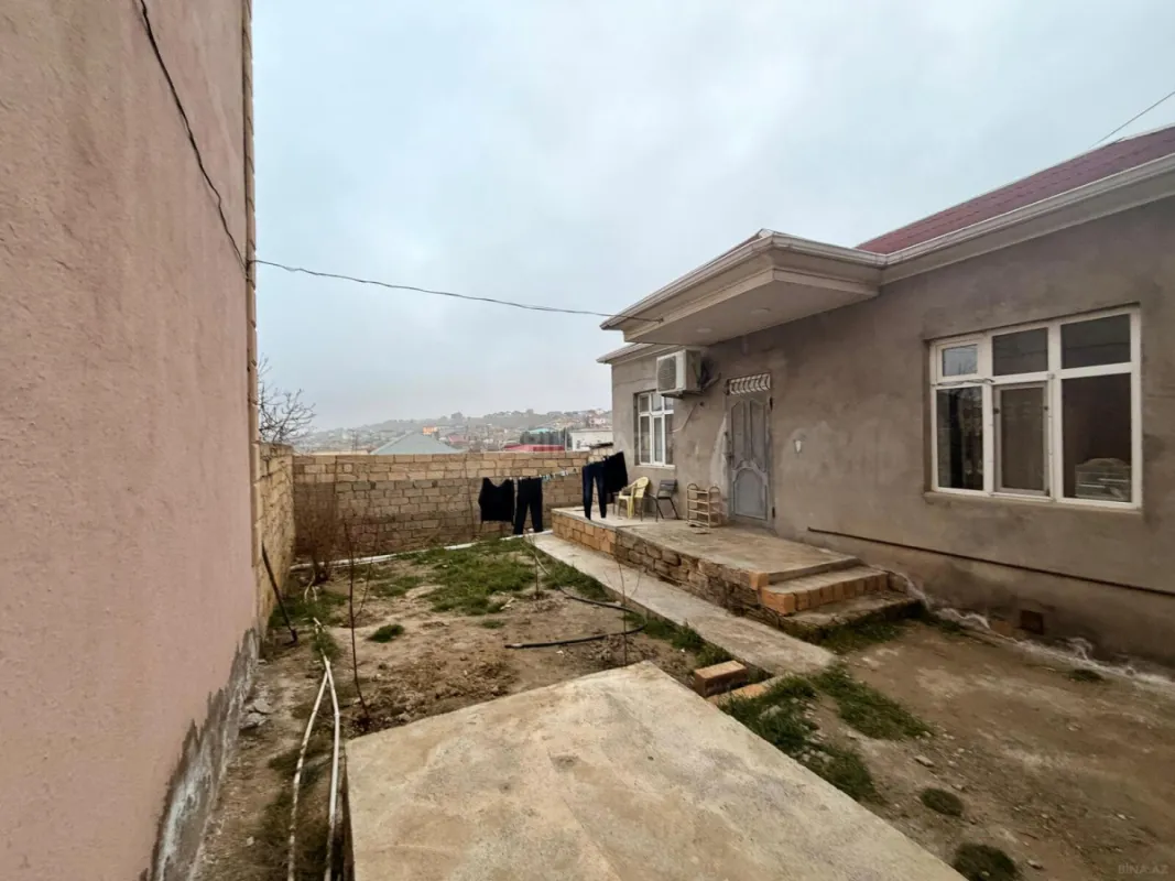 Satılır 4 otaqlı həyət evi 90 m²