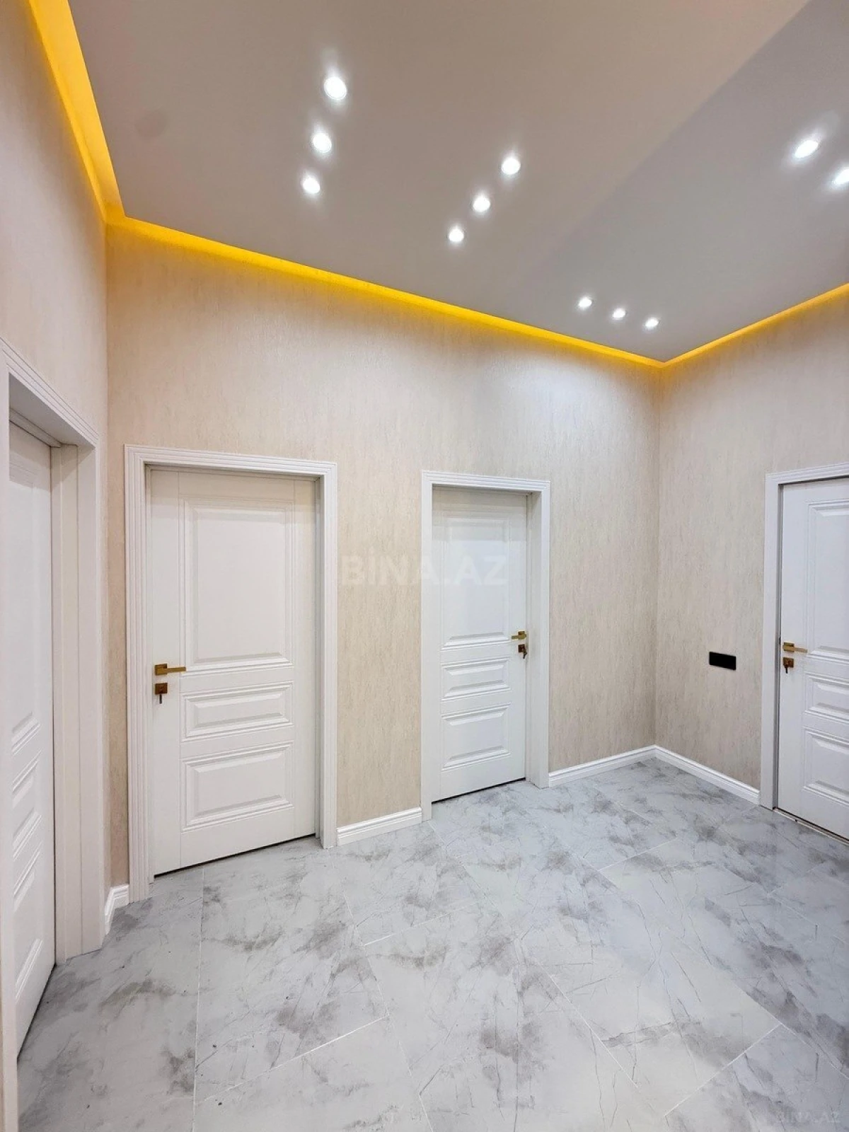 Satılır 4 otaqlı həyət evi 170 m²