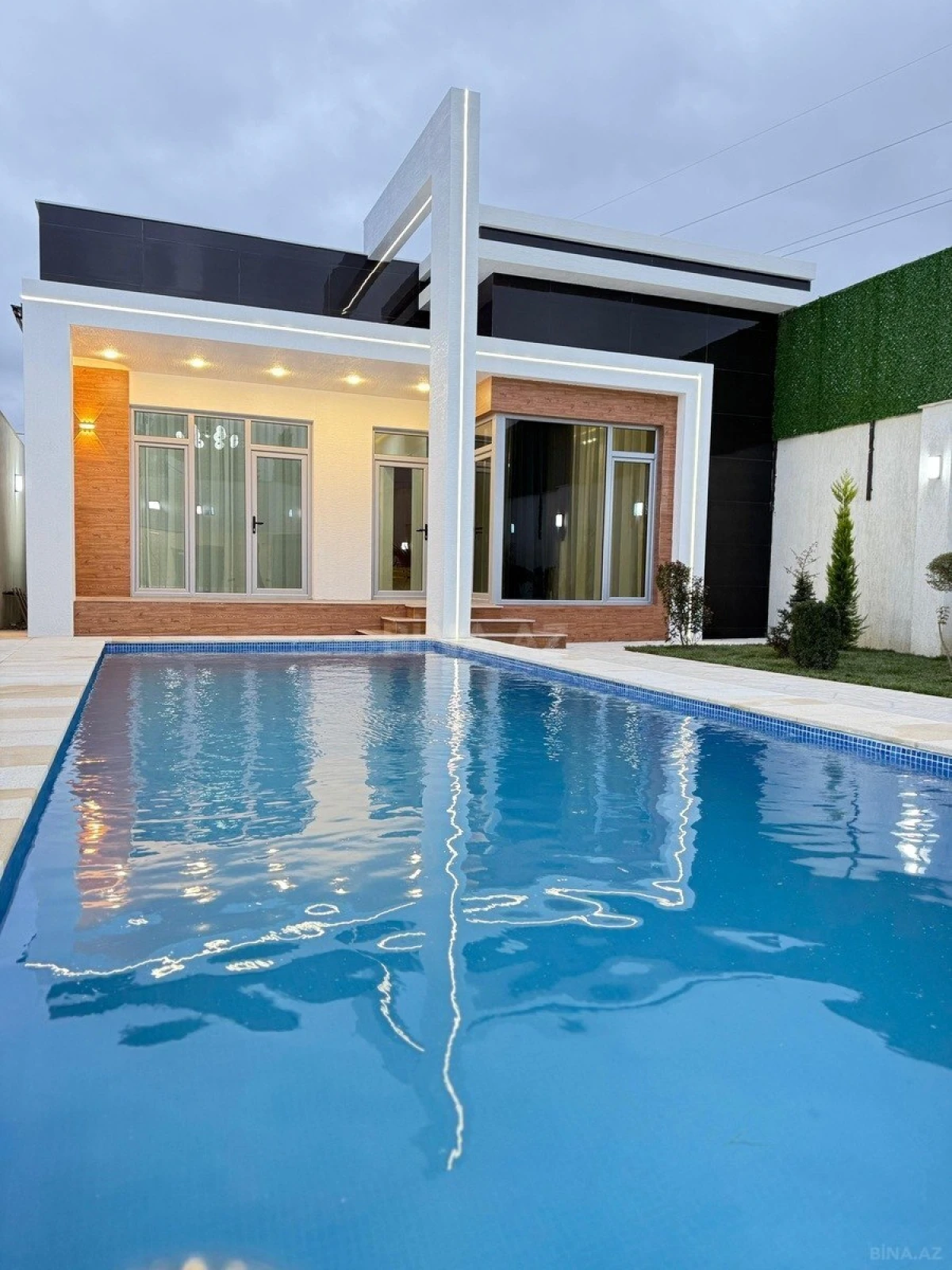 Satılır 4 otaqlı həyət evi 170 m²