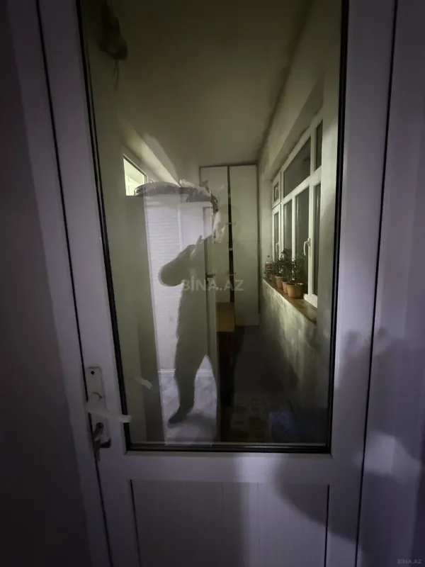 Satılır 4 otaqlı mənzil 105 m²