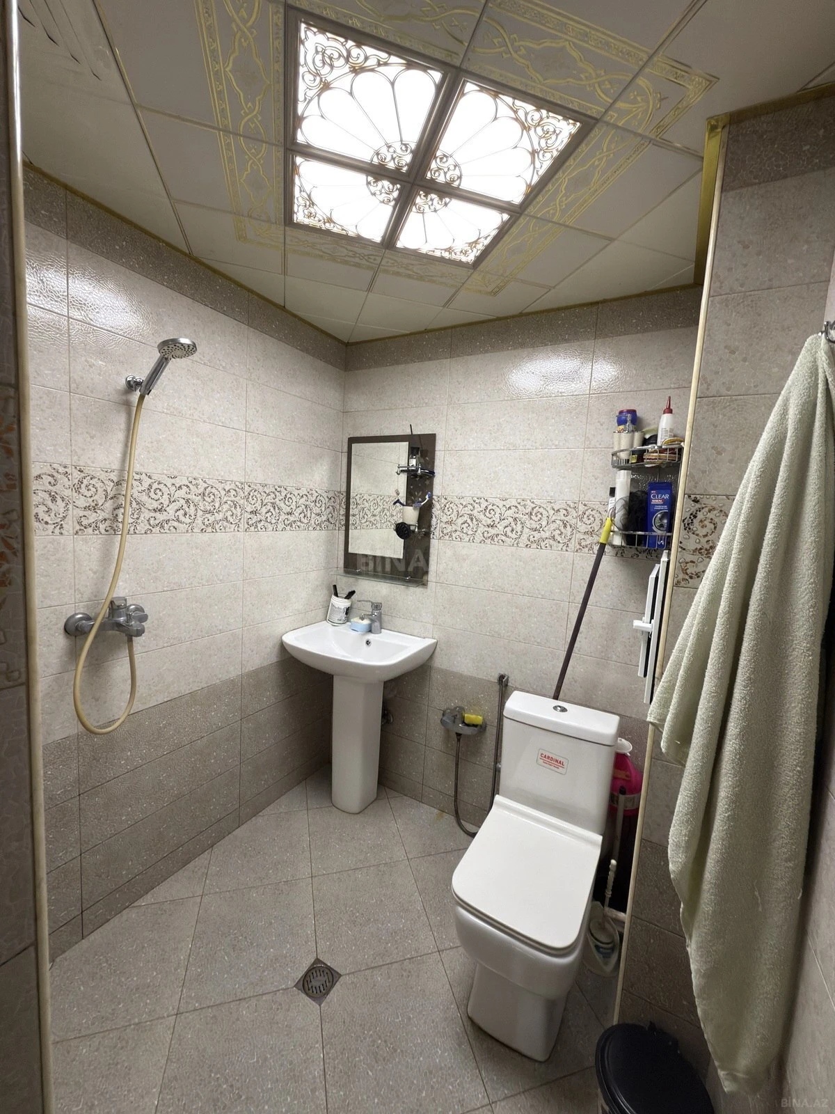 Satılır 4 otaqlı mənzil 105 m²