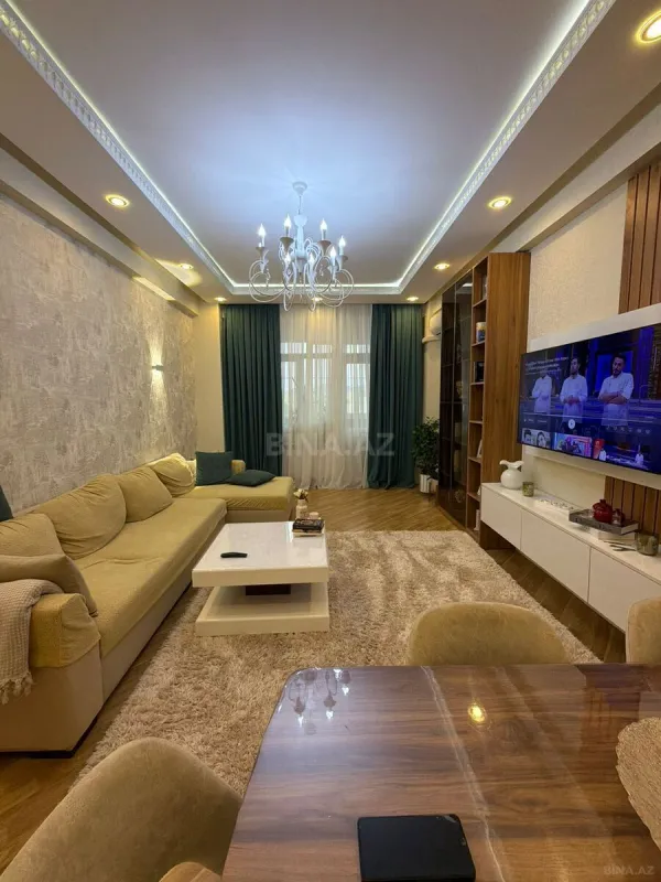 Satılır 3 otaqlı mənzil 106 m²