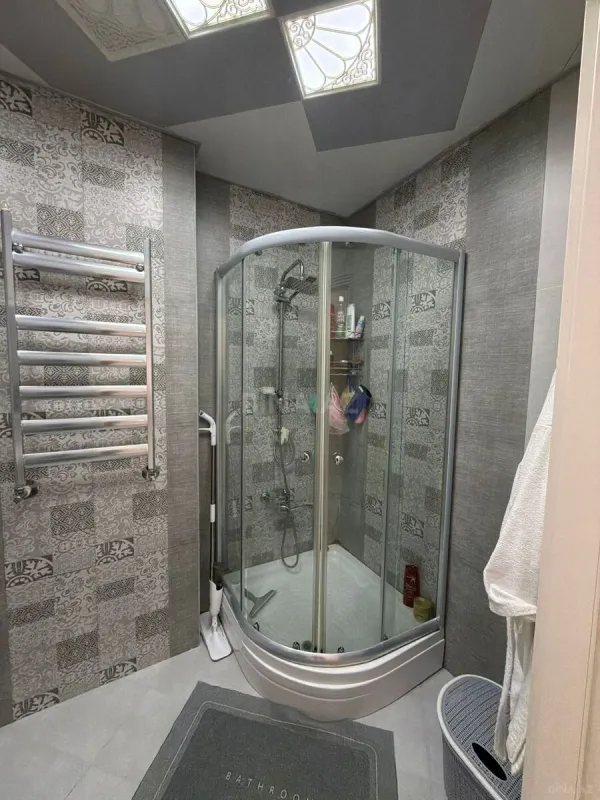 Satılır 3 otaqlı mənzil 106 m²