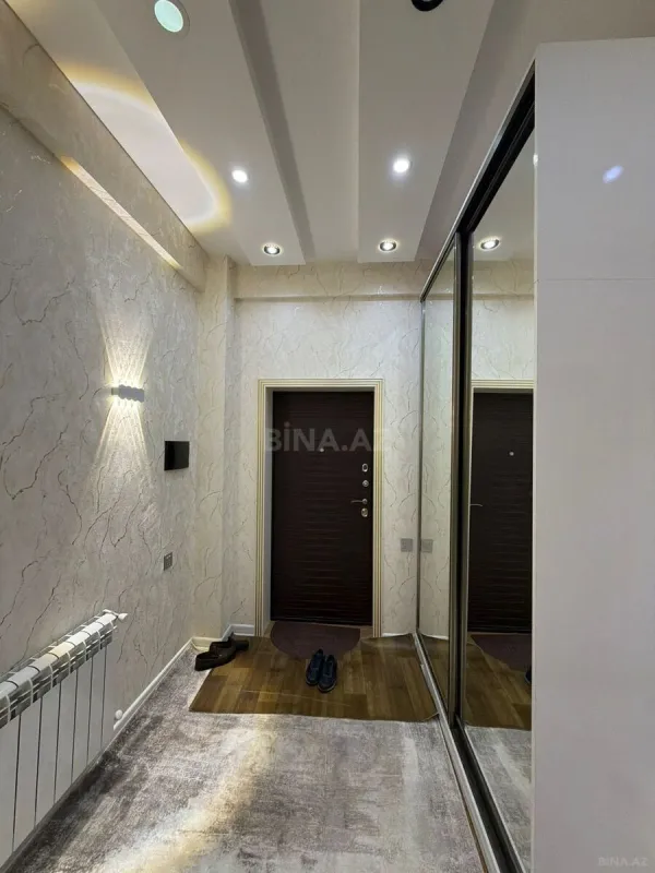 Satılır 3 otaqlı mənzil 106 m²