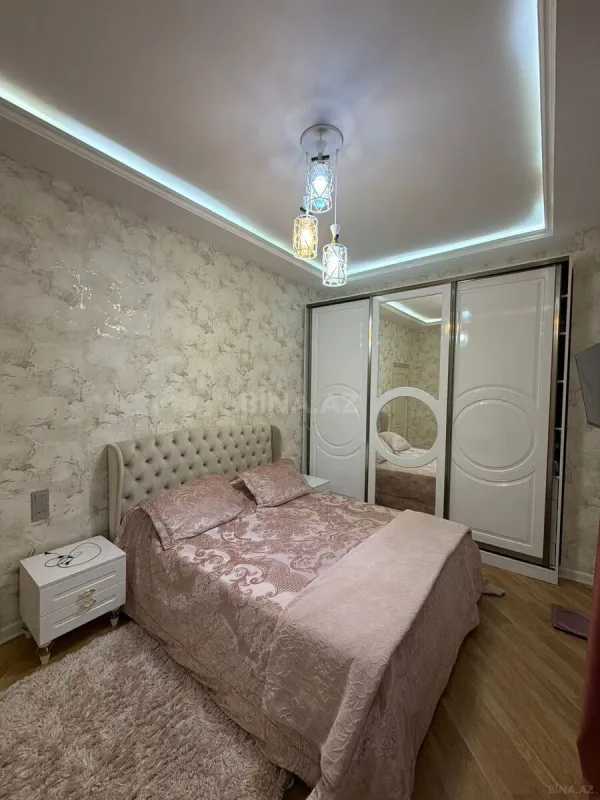 Satılır 3 otaqlı mənzil 106 m²