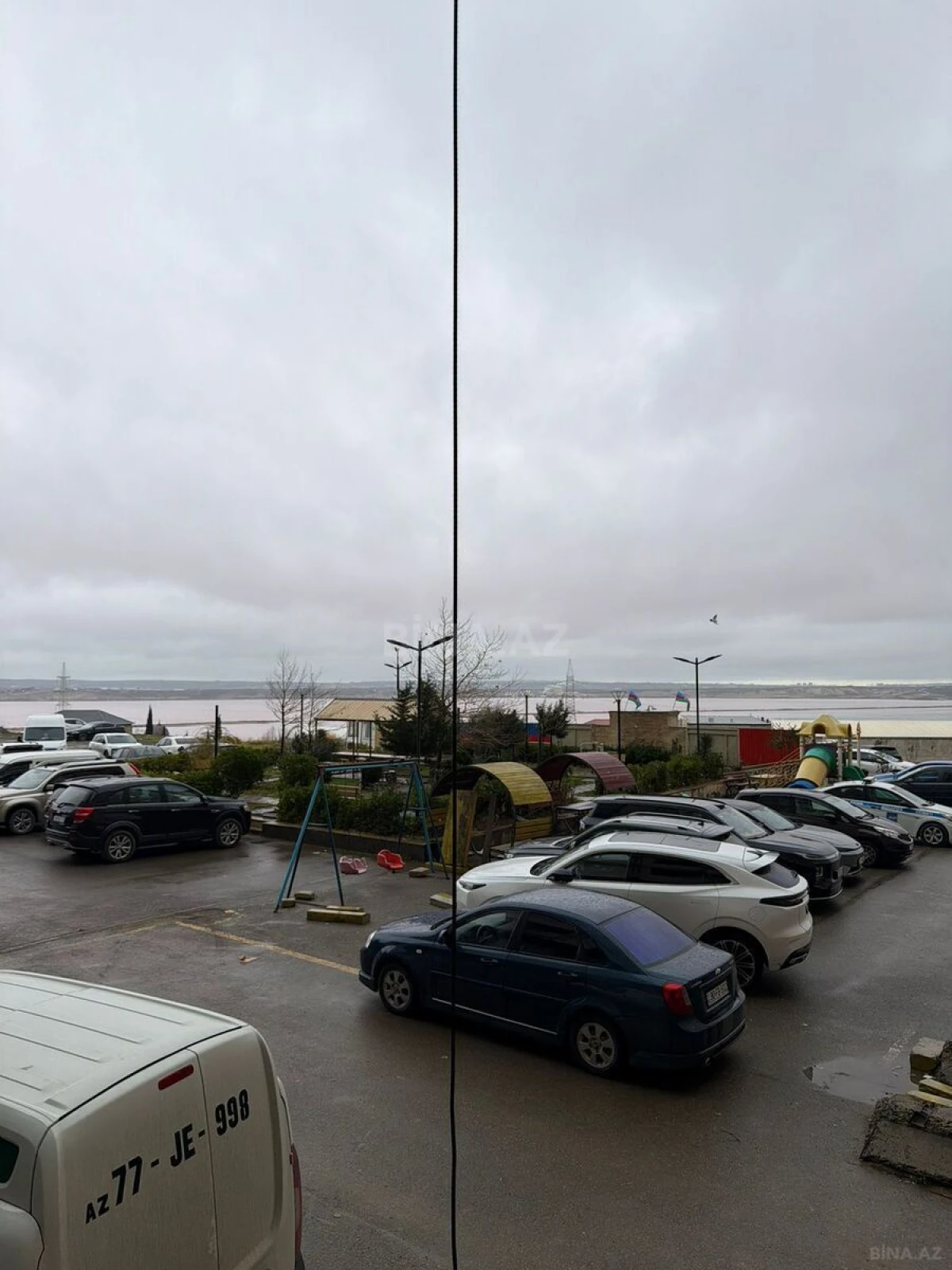 Satılır 3 otaqlı mənzil 106 m²