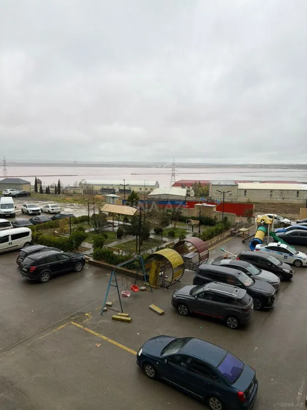 Satılır 3 otaqlı mənzil 106 m²