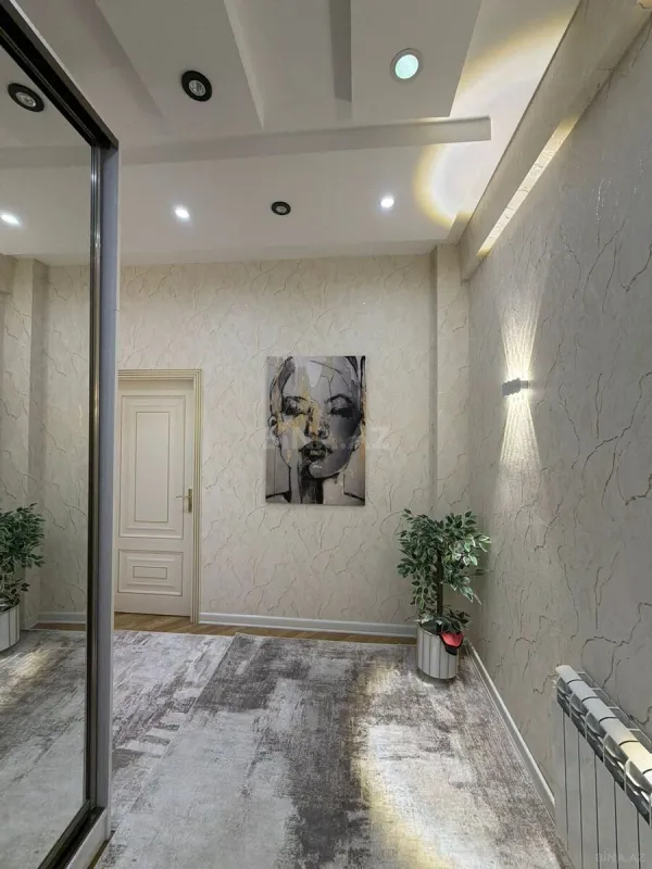 Satılır 3 otaqlı mənzil 106 m²