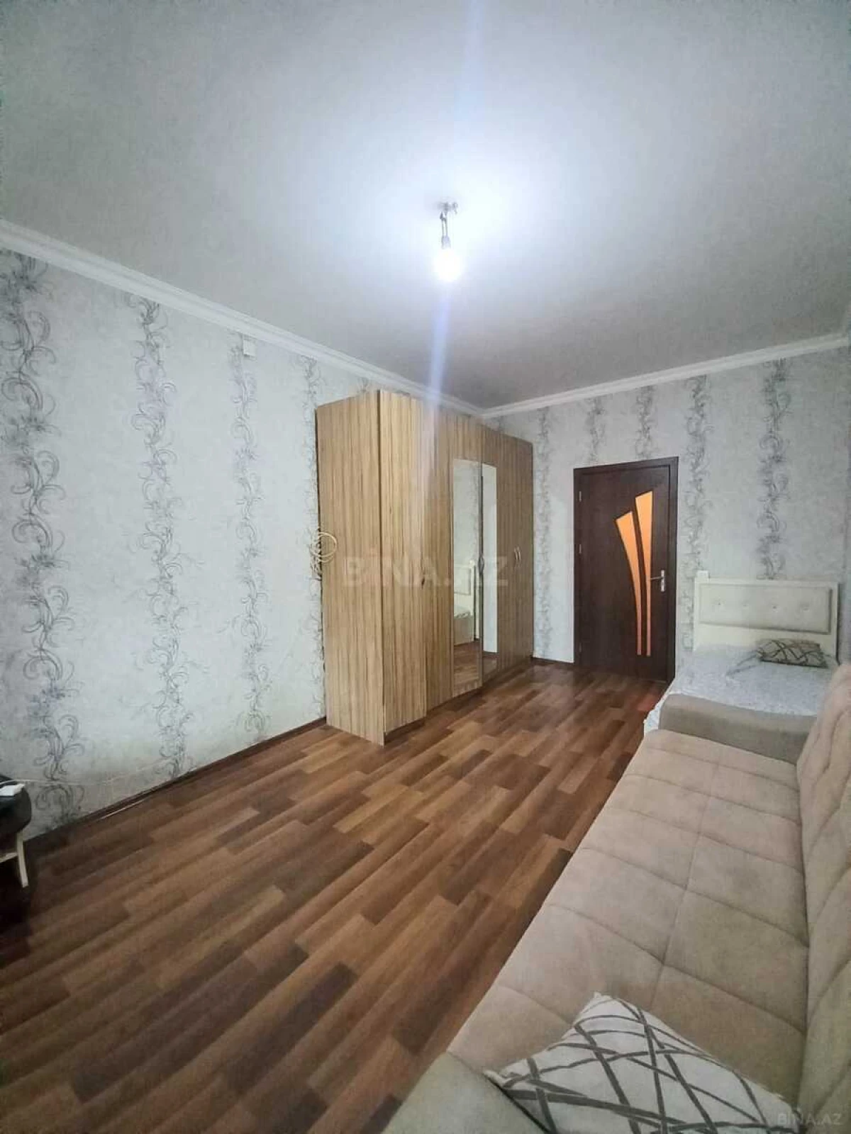 Satılır 2 otaqlı mənzil 45 m²