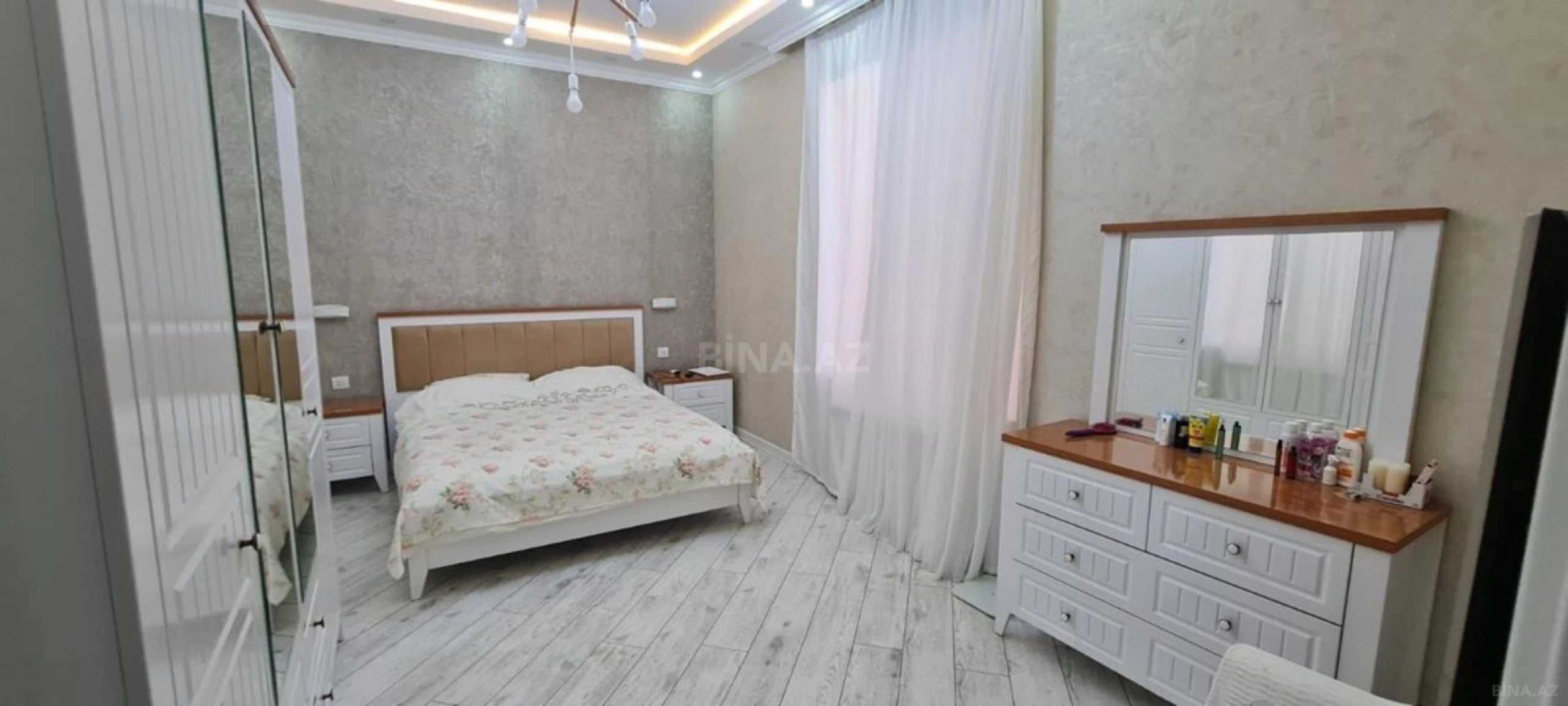 Kirayə verilir 5 otaqlı həyət evi 400 m²