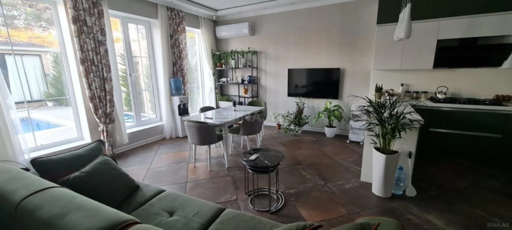 Kirayə verilir 5 otaqlı həyət evi 400 m²