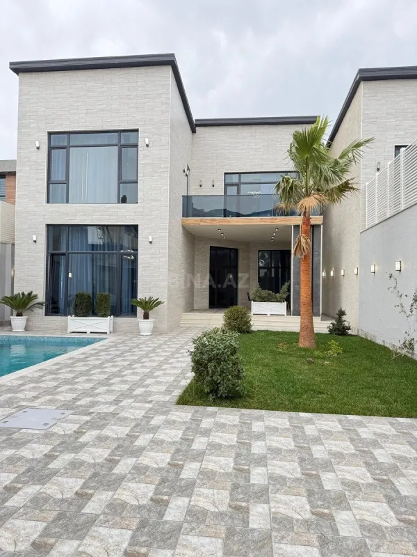 Satılır 5 otaqlı həyət evi 280 m²