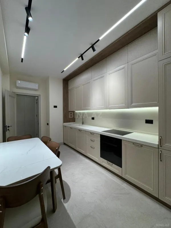 Satılır 2 otaqlı mənzil 86 m²