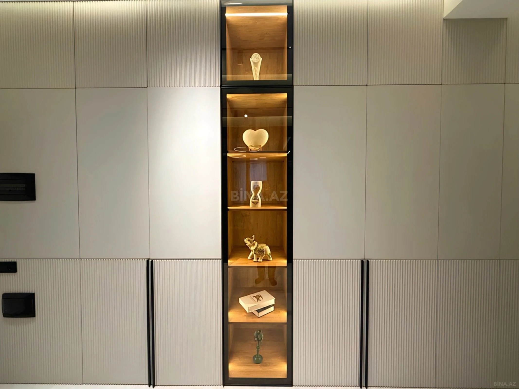 Satılır 2 otaqlı mənzil 86 m²