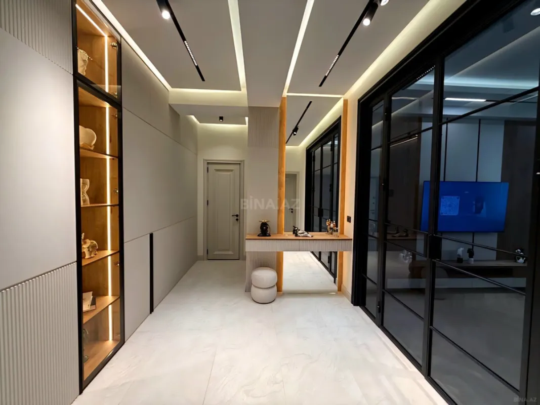 Satılır 2 otaqlı mənzil 86 m²
