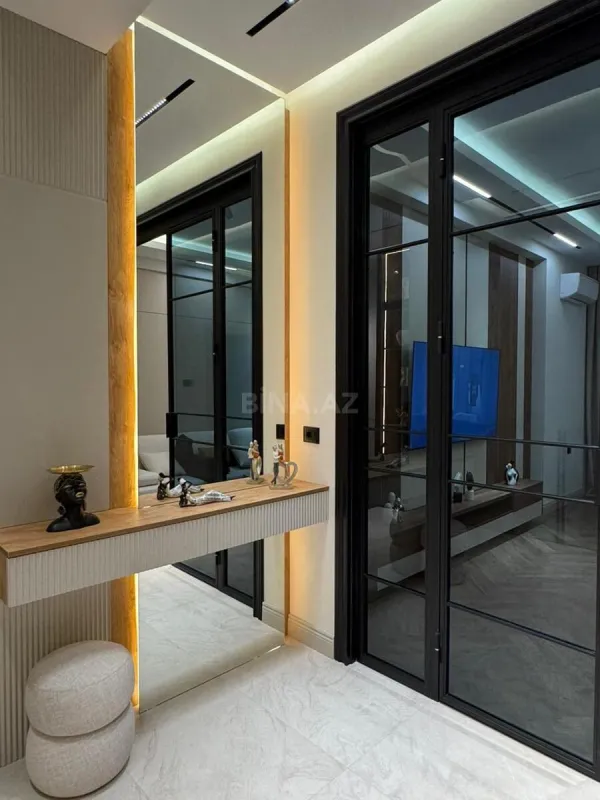 Satılır 2 otaqlı mənzil 86 m²