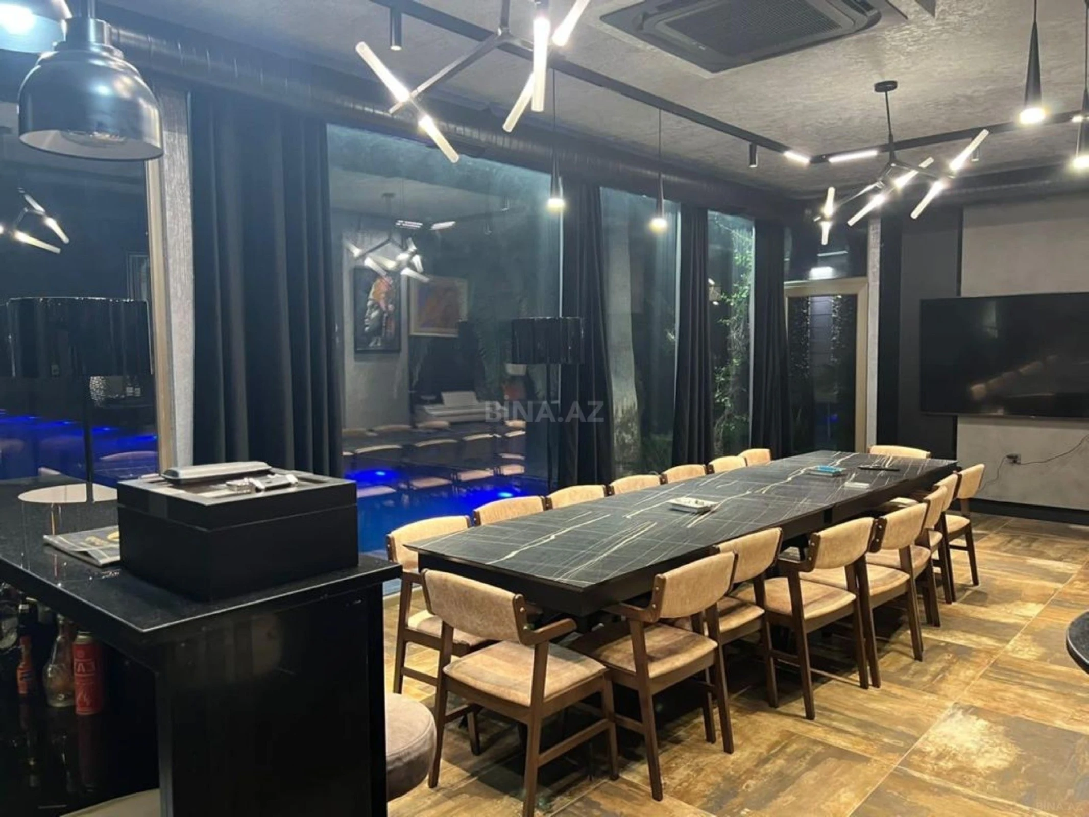 Kirayə verilir 5 otaqlı həyət evi 520 m²