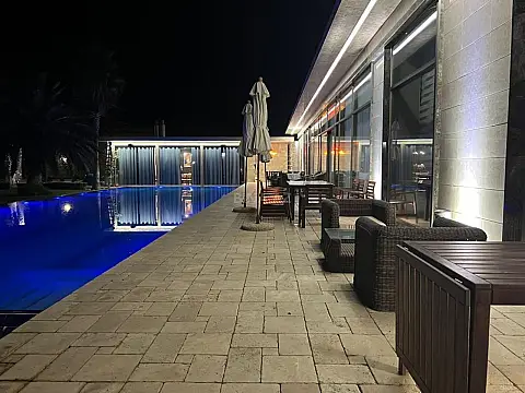 Kirayə verilir 5 otaqlı həyət evi 520 m²