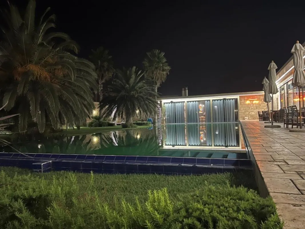 Kirayə verilir 5 otaqlı həyət evi 520 m²