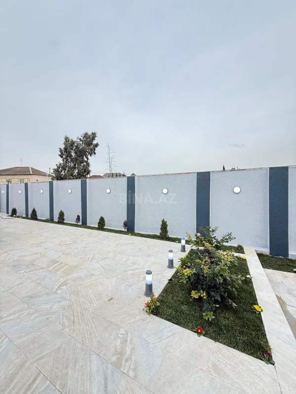 Satılır 4 otaqlı həyət evi 160 m²