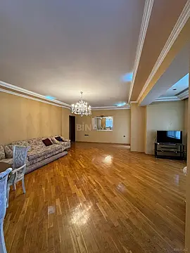 Satılır 3 otaqlı mənzil 165 m²