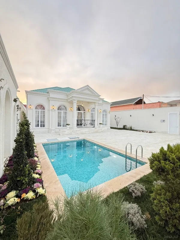 Satılır 4 otaqlı həyət evi 130 m²